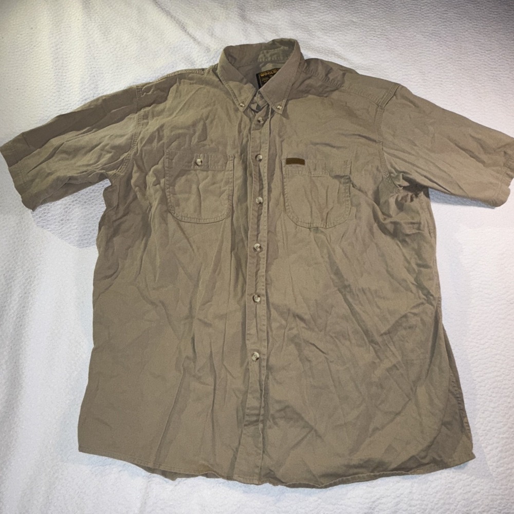 Woolrich Shirt Mens XL Beige Solid Woven Short Sleeve Button Up Outdoor Casual